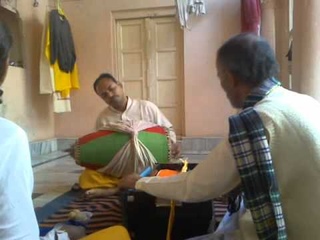 Cool Bhajana near to Sri Sri Radha Ramana Temple