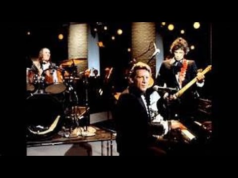 Rolling Stones, Keith Richards, Jerry Lee Lewis Mick Fleetwood Perform Whole Lotta Shakin in