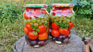ИЗУМИТЕЛЬНО! НОВЫЙ ВКУС ПОМИДОР! А ВЫ ПРОБОВАЛИ ПОМИДОРЫ С ВИНОГРАДОМ НА ЗИМУ ВКУСНЫЙ  РЕЦЕПТ!