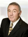 Ховард Вейцман уволил Берта Филдса и вел дело 1993 года до того дня, когда было подписано урегулирование .