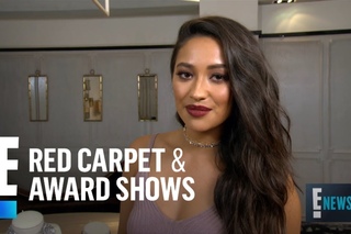 Shay Mitchell Teases “Most Insane“ “PLL“ Finale | E! Live from the Red Carpet
