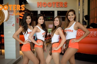 #Паттайя #2018 Встреча знакомых. #Пляжная #улица #разврата. #Клубы #Calif #Hooters #Pattaya