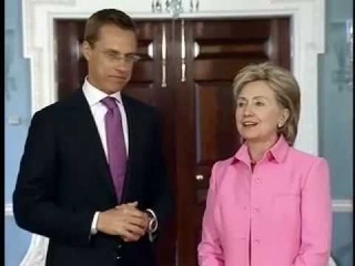 Secretary Clinton Meets Finnish Foreign Minister