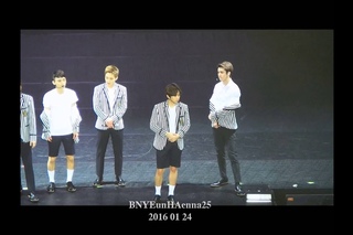 16 - 160124 Ment 02 (PHIXO & LIXO Moment) + Love Me Right - The EXOlu'Xion in Manila Day 2
