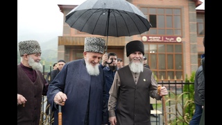 В Итум-Калинском районе открыли медресе им. Алисултана-Хаджи Махаева ()