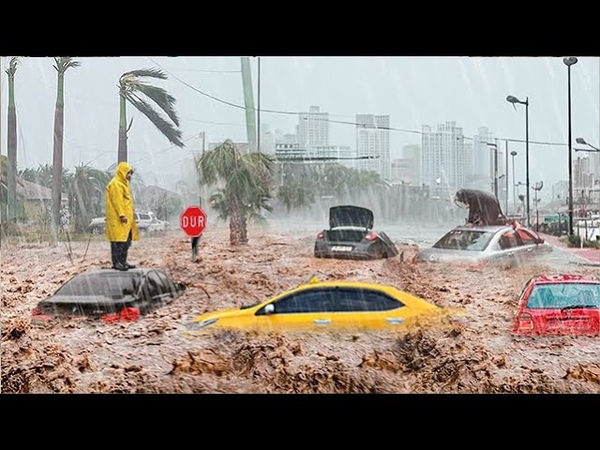 Turkey went under WATER Scary Flash Flooding hit Antalya, Natural Disasters Caught on Camera