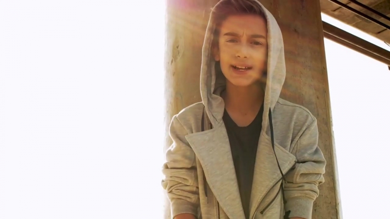 Johnny Orlando + Mackenzie Ziegler Day Night ( Official Music