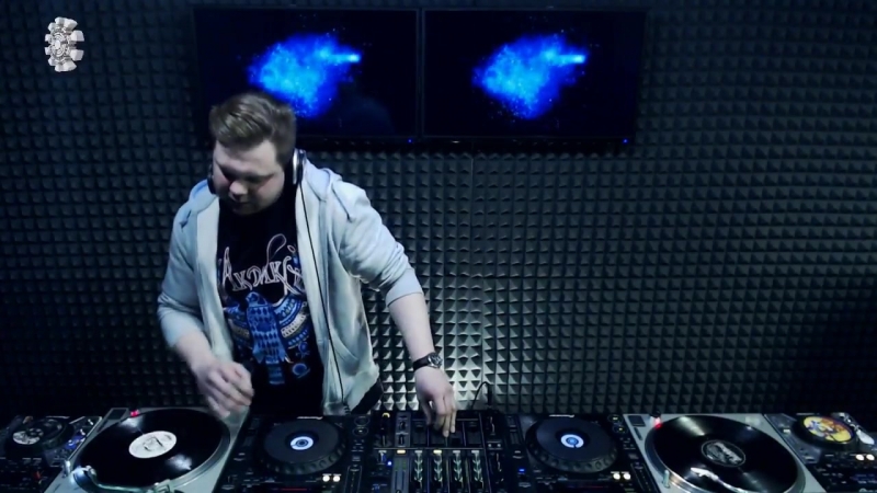 The 4th Floor, 005, Monik ( Vinyl), Reactor Radio