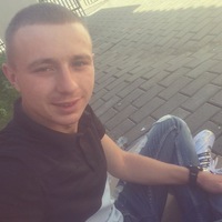 Женя Громов