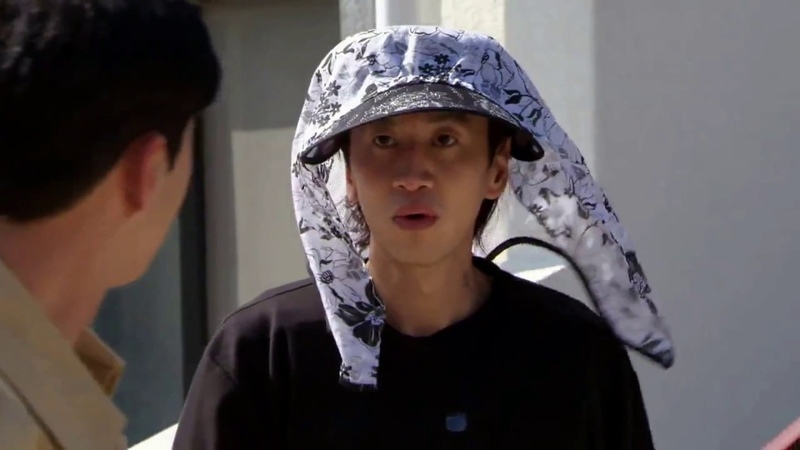 Lee Kwang Soo vs Lee Myung Hoon Asia