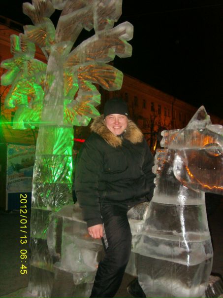 №17, Толя Шакуров, 38 лет №17, Толя Шакуров, 38 лет