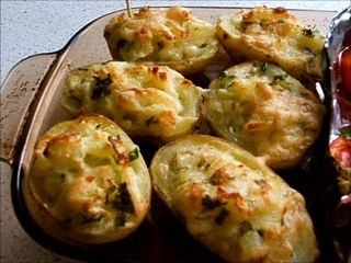 Картофель фаршированный сыром