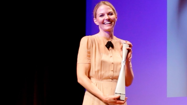 a TVfest 2017 Spotlight Award: Jennifer
