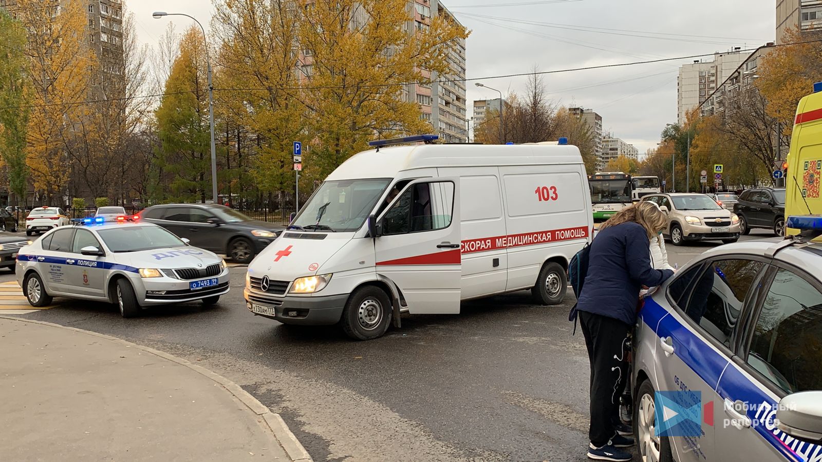 "Безопасные" автобусы Мосгортранса умудряются сбивать детей на пешеходных переходах, даже несмотря на их черепашью скорость Это картинка
