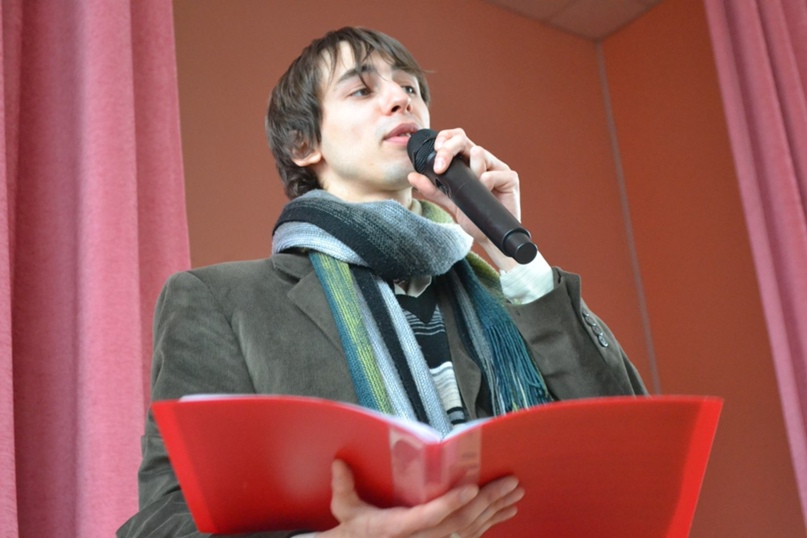 Даниил Лапичев |