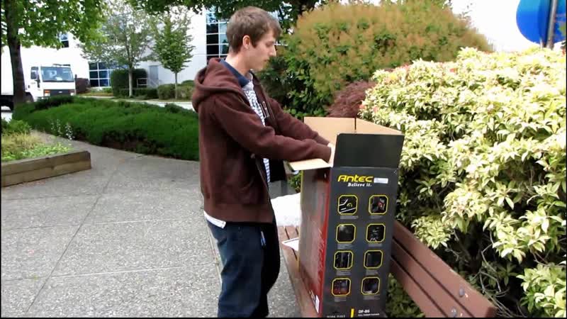 Antec Dark Fleet DF 85 Gaming Tower Computer Case Unboxing First Look Linus Tech