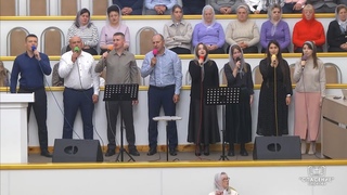Над городом полночная тьма (Выбираю любить) / Песня
