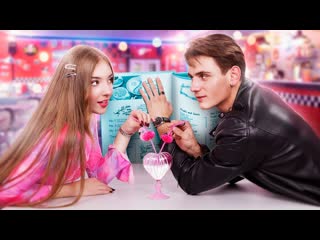 Soft Girl vs Rock Boy! Хорошая Девочка Влюбилась в Плохого Парня!